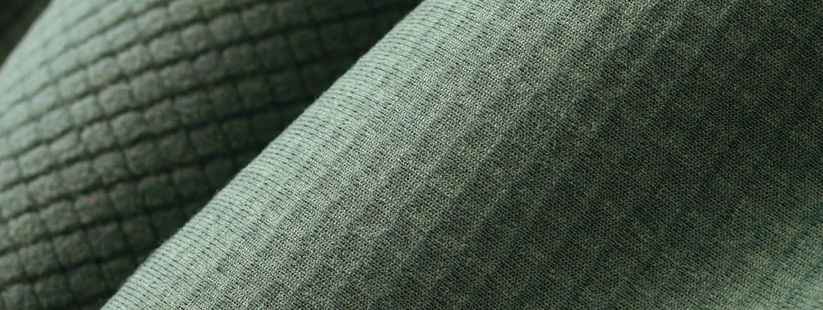 The functional grid-shaped fabric with increased efficiency of evaporation