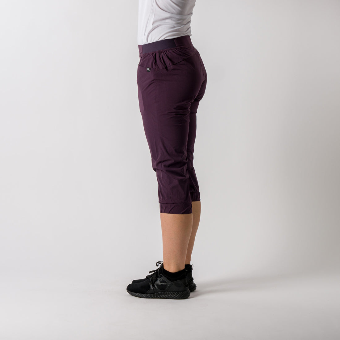 BE-4370OR women's ultra-light stretch shorts SCARLETTE