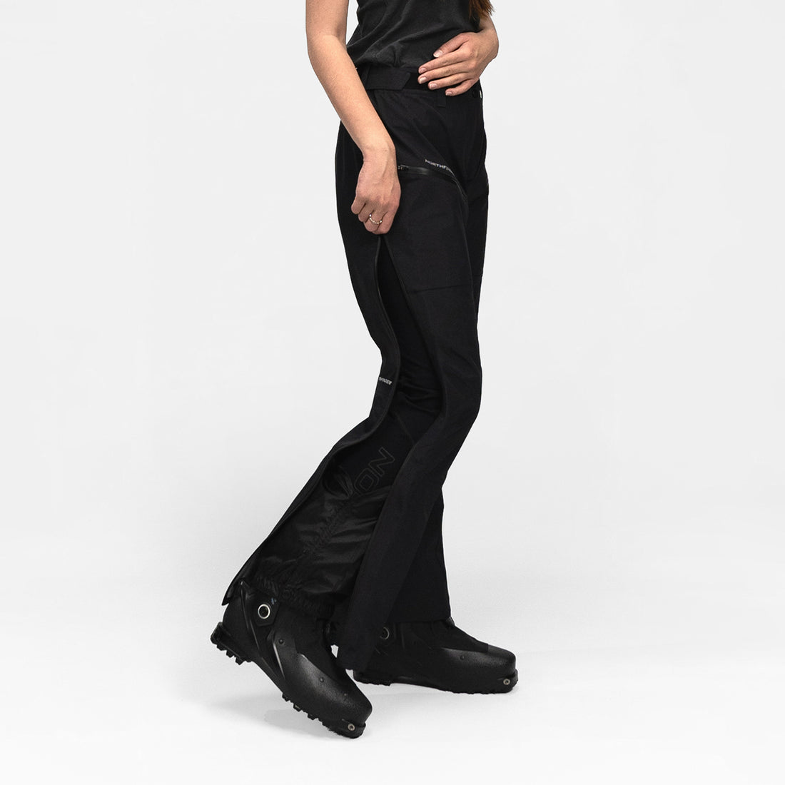 NO-4665SKP women's ski-touring technical hardshell pants Dermizax™EV HAVRANIE