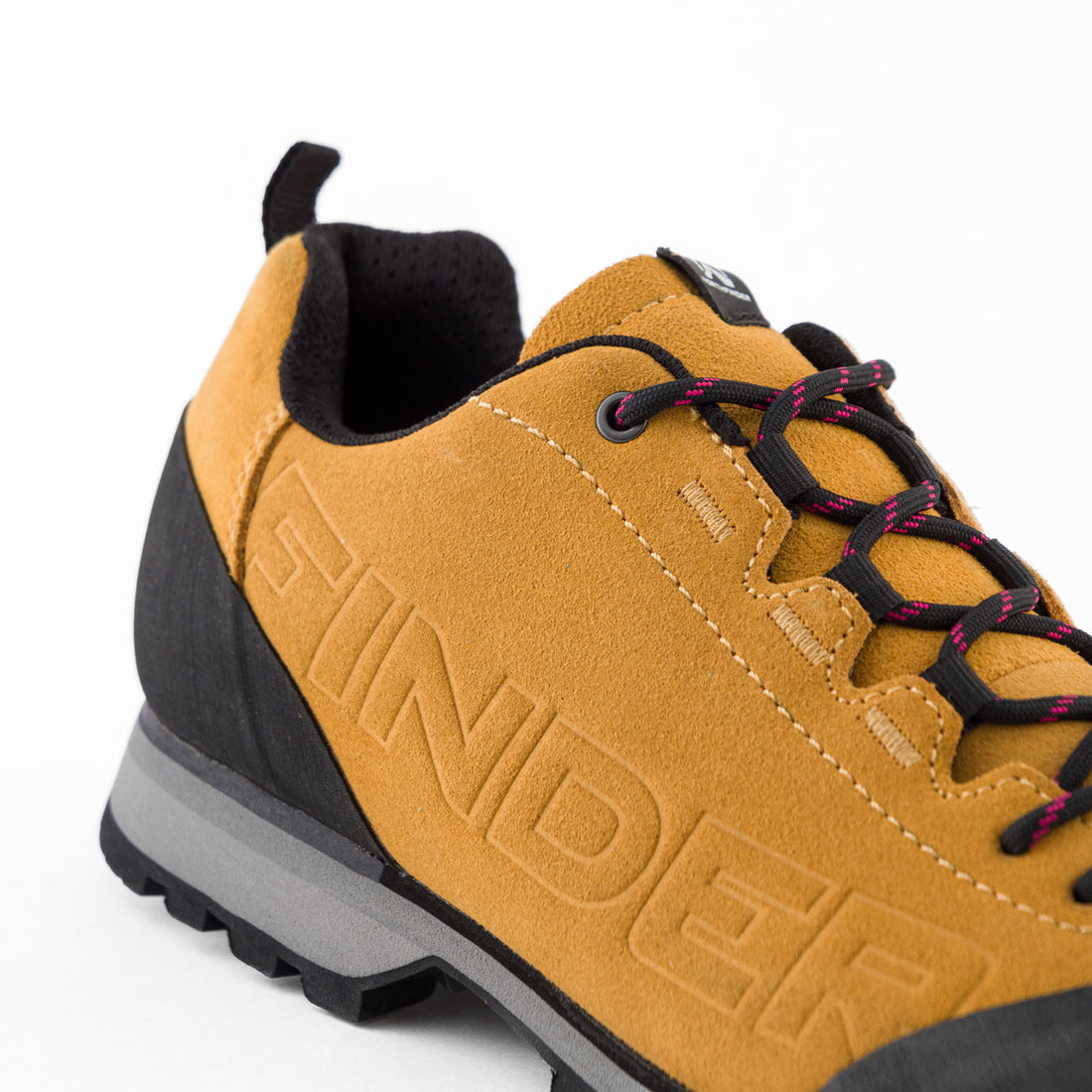 TO-2001OR women's low cut outdoor shoes with Vibram® outsole KIRAT